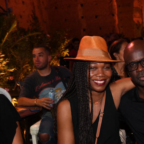 Exclusif - Kareen Guiock et son mari Lilian Thuram lors de la soirée du grand gala du "Marrakech du Rire 2022" pour la 10ème édition au palais El Badiî à Marrakech, Maroc, le 18 juin 2022. © Rachid Bellak/Bestimage 