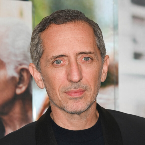 Gad Elmaleh à la première du film "Reste Un Peu" au cinéma UGC Ciné Cité Les Halles à Paris. © Guirec Coadic/Bestimage 