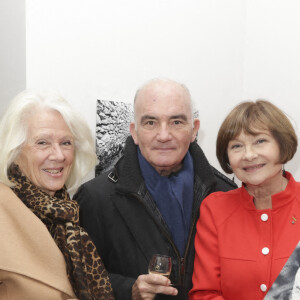 Exclusif - Jean des Cars et sa femme, Macha Méril - Vernissage de l'exposition des photographies de L. D'Alessandro à l'occasion de la sortie du livre de M. Méril "L'homme de Naples" à la Galerie Cinema - Anne-Dominique Toussaint à Paris. © Jack Tribeca / Bestimage