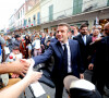 Le président français Emmanuel Macron et sa femme Brigitte arrivent à La Nouvelle-Orleans, accueillis par la maire de la ville LaToya Cantrell, à l'occasion de leur voyage officiel aux Etats-Unis