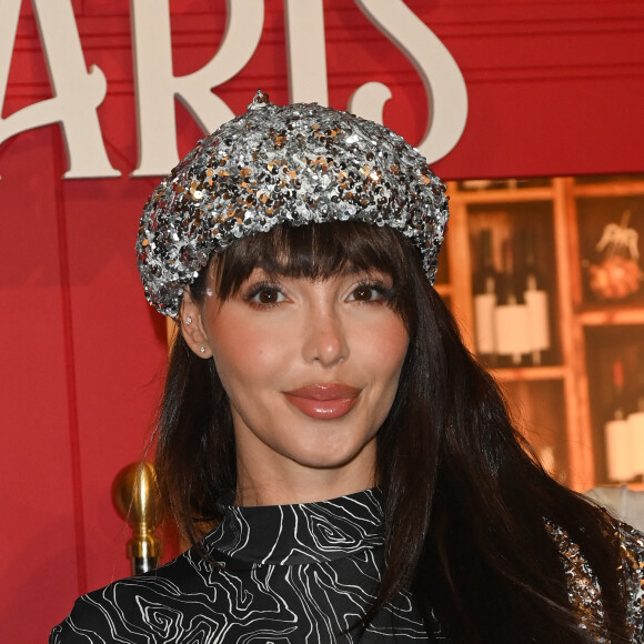Nabilla (Benattia) Vergara - Avant-première du film Netflix "Emily in Paris" saison 3 au Théâtre des Champs Elysées à Paris le 6 décembre 2022. © Coadic Guirec/Bestimage 