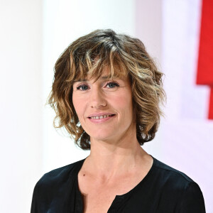 Exclusif - Cécile De France - Enregistrement de l'émission "Vivement Dimanche" au Studio Gabriel à Paris, présentée par M.Drucker et diffusée le 11 décembre sur France 3 © Guillaume Gaffiot / Bestimage