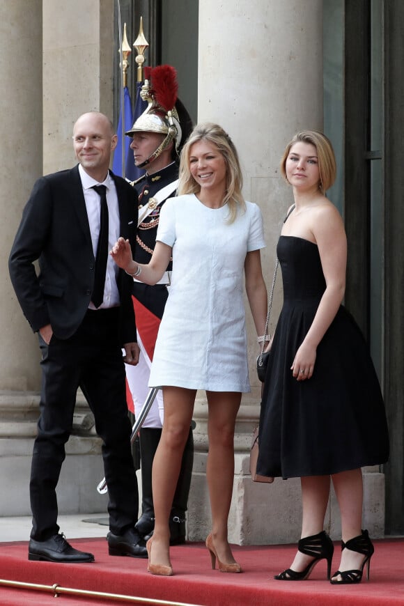 Laurence Auzière-Jourdan, sa fille Emma et son compagnon Matthieu Gasser - Arrivées des personnalités - Cérémonie d'investiture du Président de la République à Paris le 7 mai 2022 © Stephane Lemouton / Bestimage