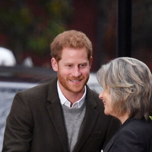 Le prince Harry et Meghan Markle en visite à la station de radio "Reprezent" dans le quartier de Brixton à Londres le 9 janvier 2018.