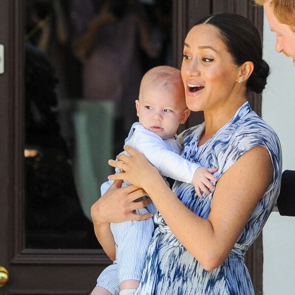 Le prince Harry, duc de Sussex, et Meghan Markle, duchesse de Sussex, avec leur fils Archie ont rencontré l'archevêque Desmond Tutu et sa femme à Cape Town, Afrique du Sud. Le 25 septembre 2019.