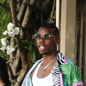 Paul Pogba - Deux des soeurs Kardashian, S.Williams, P.Pogba quittent le restaurant "Swan" à Miami, en marge de la foire d'art contemporain "Art Basel" à Miami.