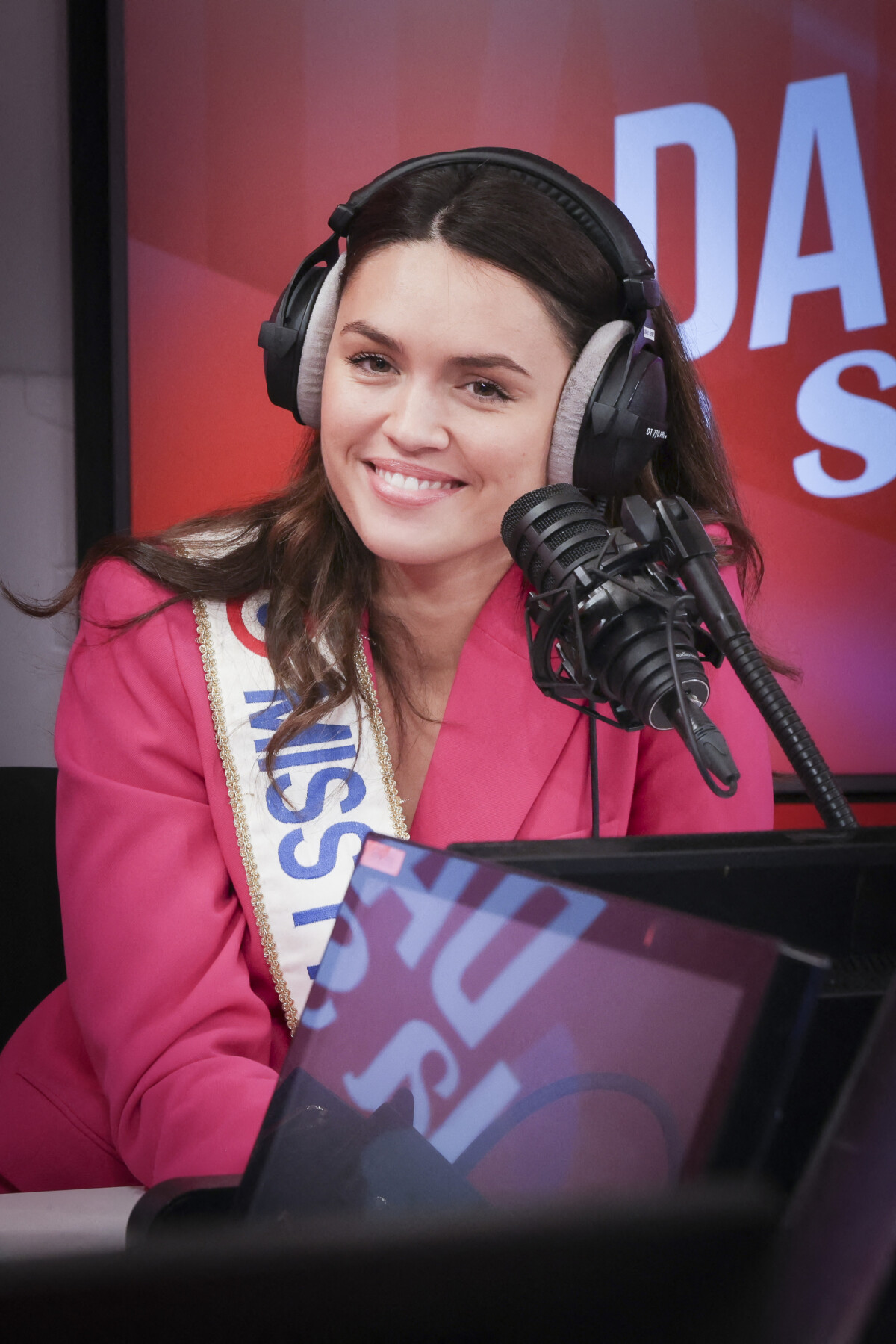 Photo Exclusif Diane Leyre Enregistrement De L mission De Radio 