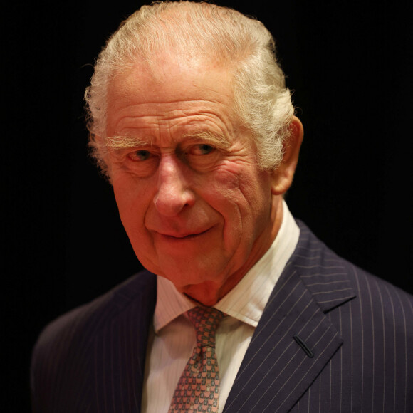 Le roi Charles III d'Angleterre, visite le centre social "JW3 Jewish community centre" où la communauté s'apprête à célébrer la fête Hanoucca (18 - 26 décembre 2022). Londres. Le 16 décembre 2022. 