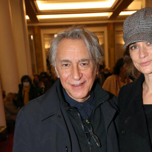 Exclusif - Richard Berry et sa femme Pascale Louange - People lors de la représentation du ballet de danse "Mosaïques" de J.Lestel à la Salle Pleyel à Paris. Le 16 février 2022 © Bertrand Rindoff Petroff / Bestimage 