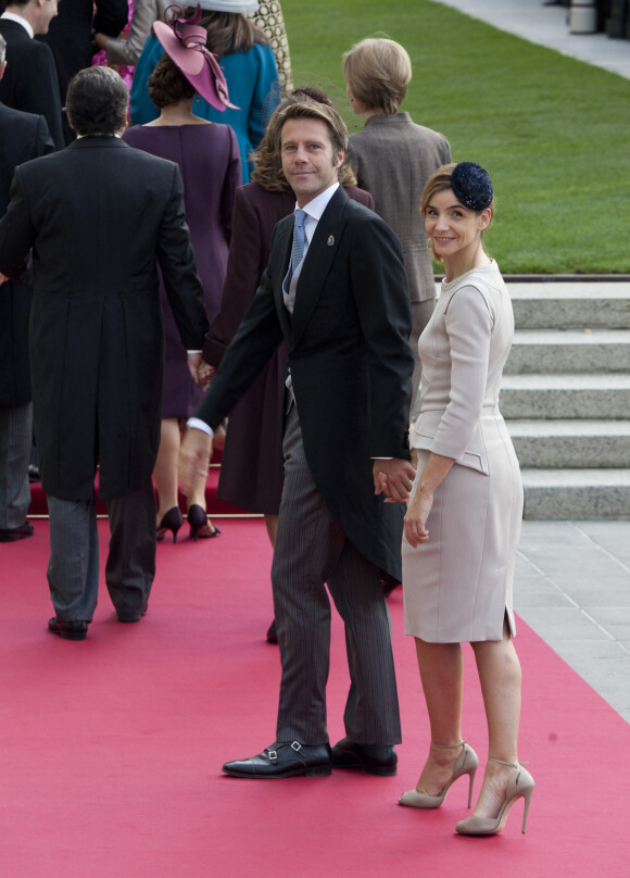 Le prince Emmanuel Philibert de Savoie et la princesse Clotilde de Savoie (Clotilde Courau) - Invites au mariage religieux du prince Guillaume de Luxembourg et de la comtesse Stephanie de Lannoy a la cathedrale Notre-Dame de Luxembourg, le 20 octobre 2012. 