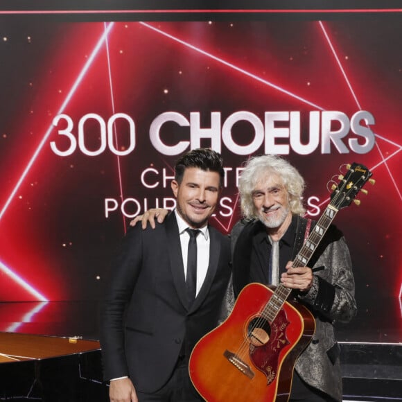 Exclusif - Vincent Niclo, louis Bertignac - Backstage - Enregistrement de l'émission "300 Choeurs chantent pour les fêtes" à Paris, diffusée le 23 décembre sur France 3 © Jack Tribeca / Bestimage