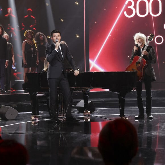 Exclusif - Vincent Niclo, louis Bertignac - Enregistrement de l'émission "300 Choeurs chantent pour les fêtes" à Paris, diffusée le 23 décembre sur France 3 © Jack Tribeca / Bestimage