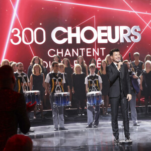 Exclusif - Vincent Niclo - Enregistrement de l'émission "300 Choeurs chantent pour les fêtes" à Paris, diffusée le 23 décembre sur France 3 © Jack Tribeca / Bestimage