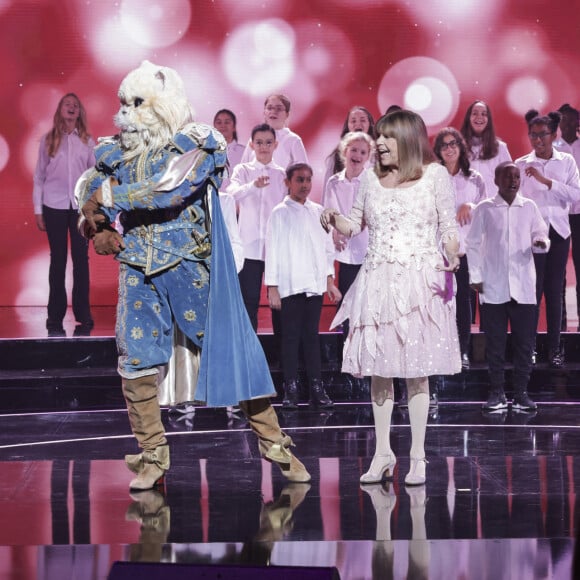 Exclusif - Chantal Goya - Enregistrement de l'émission "300 Choeurs chantent pour les fêtes" à Paris, diffusée le 23 décembre sur France 3 © Jack Tribeca / Bestimage