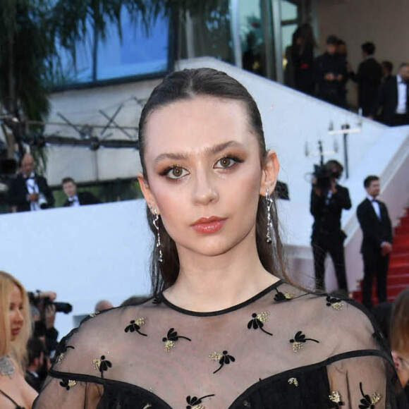 Agathe de Fontenay - Montée des marches du film « Three Thousand Years of Longing (3000 ans à t’attendre) » lors du 75ème Festival International du Film de Cannes. Le 20 mai 2022 © Rachid Bellak / Bestimage  Red carpet of the movie « Three Thousand Years of Longing » during the 75th Cannes International Film Festival. On may 20th 2022 