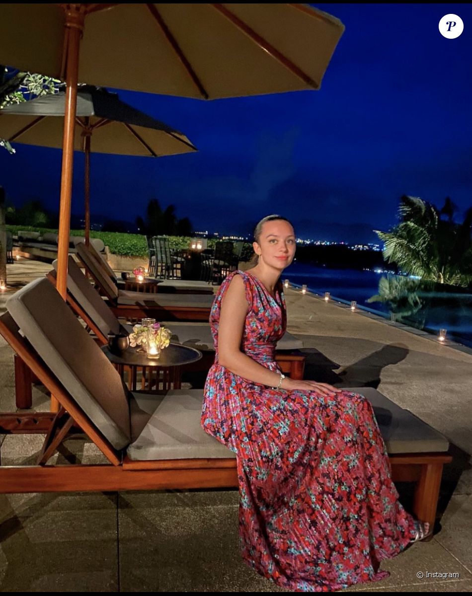 Agathe de Fontenay, la petite-fille de Geneviève de Fontenay, sur Instagram
