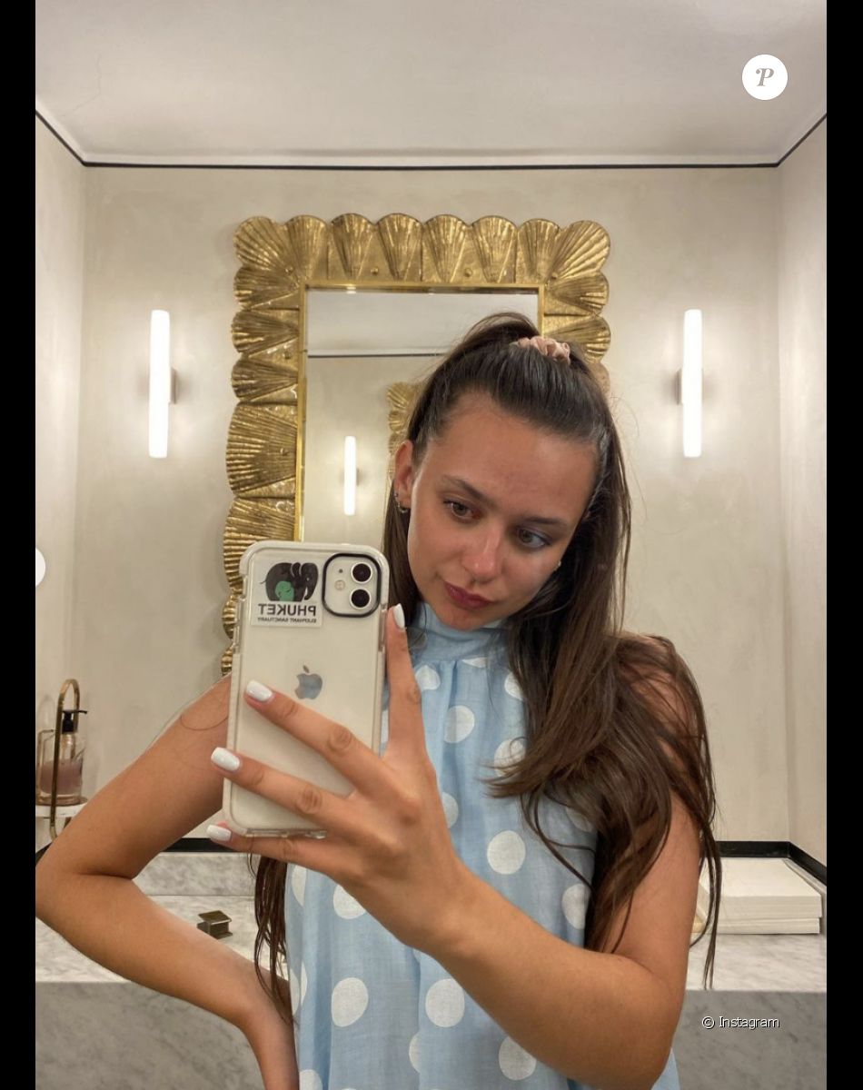 Agathe de Fontenay, la petite-fille de Geneviève de Fontenay, sur Instagram