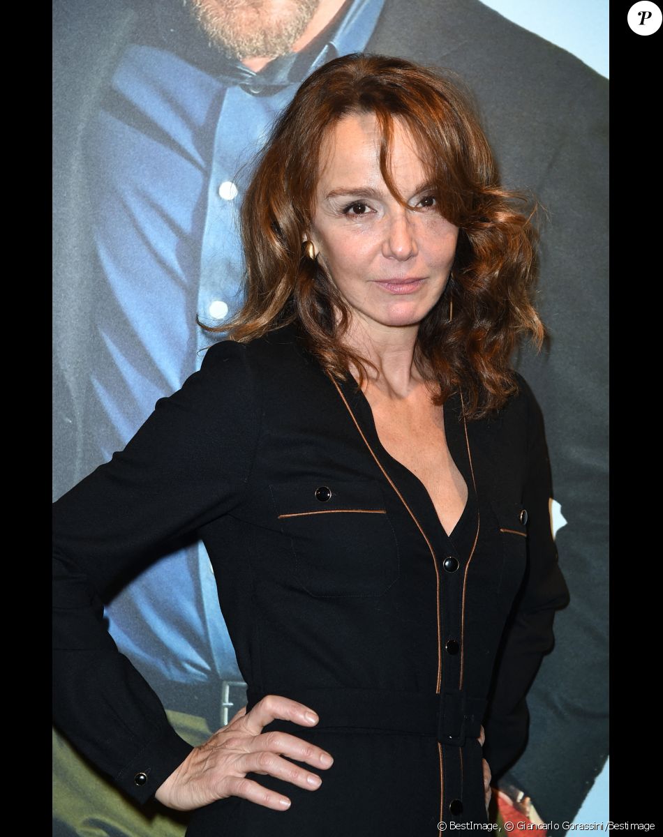 Philippine Leroy-Beaulieu - Avant-première du film "Lola et ses frères" au cinéma UGC Goerge V à Paris. © Giancarlo Gorassini/Bestimage