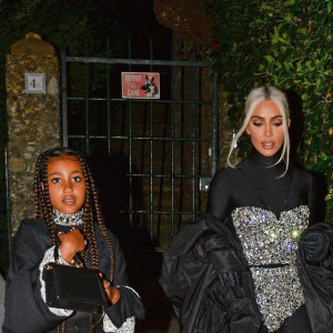 Exclusif - Kim Kardashian et sa fille North West se promènent à Portofino après la cérémonie de mriage de Kourtney et Travis. Portofino, le 22 mai 2022.