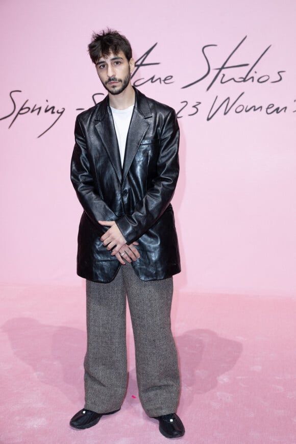 Ben Attal - Photocall du défilé de mode prêt-à-porter printemps-été 2023 Femmes "Acne Studios" lors de la fashion week de Paris. Le 28 septembre 2022 © Olivier Borde / Bestimage