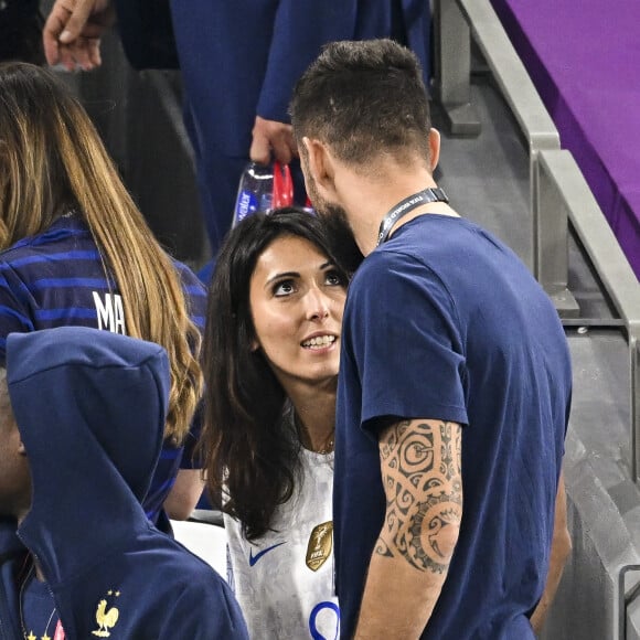 Giroud Olivier et sa femme Jennifer - Les joueurs de l'équipe de France passent un moment avec leur famille avant la rencontre France/Tunisie lors de la Coupe du Monde de la FIFA, Qatar 2022 le 30 novembre 2022. © JB Autissier / Panoramic / Bestimage