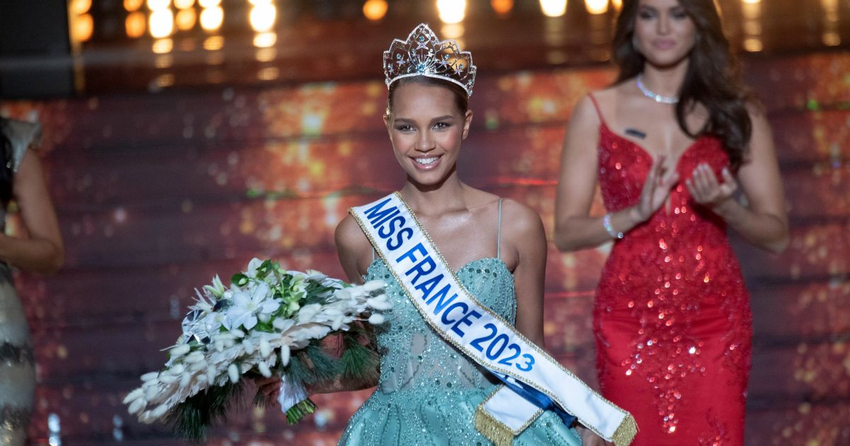 Indira Ampiot élue Miss France 2023 Le 17 Décembre 2022 à Chateauroux ...