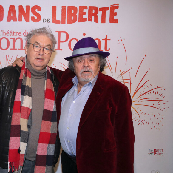 Dominique Besnehard et Jean-Michel Ribes - Pour ses Adieux au Théâtre du Rond-Point qu'il a dirigé 20 ans, Jean-Michel Ribes a reçu les hommages et les remerciements des comédiens qui ont joué sur cette scène. Paris, le 12 Décembre 2022. © Bertrand Rindoff / Bestimage