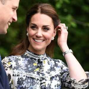 Le prince William, duc de Cambridge, et Catherine (Kate) Middleton, duchesse de Cambridge, en visite au "Chelsea Flower Show" à Londres. 