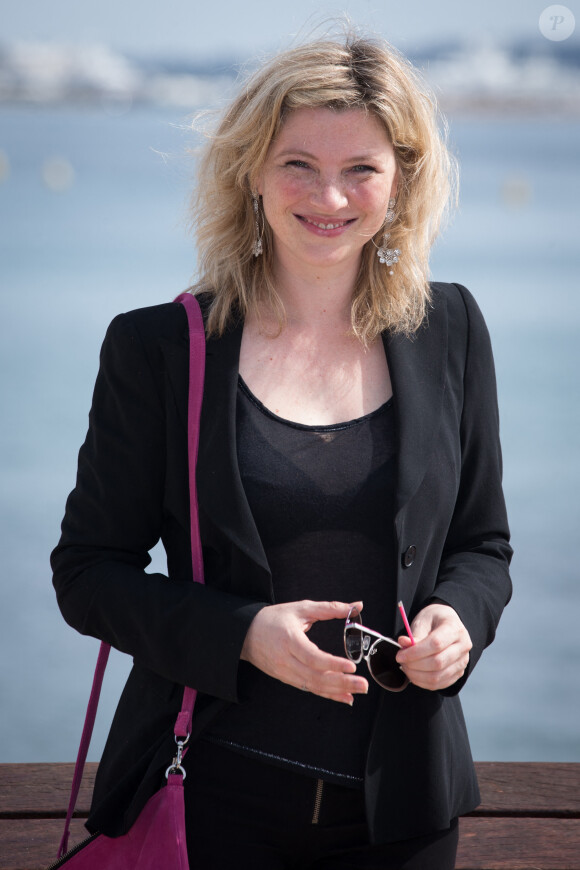 Cécile Bois - Photocall du film "Candice Renoir" au Miptv de Cannes le 7 avril 2014