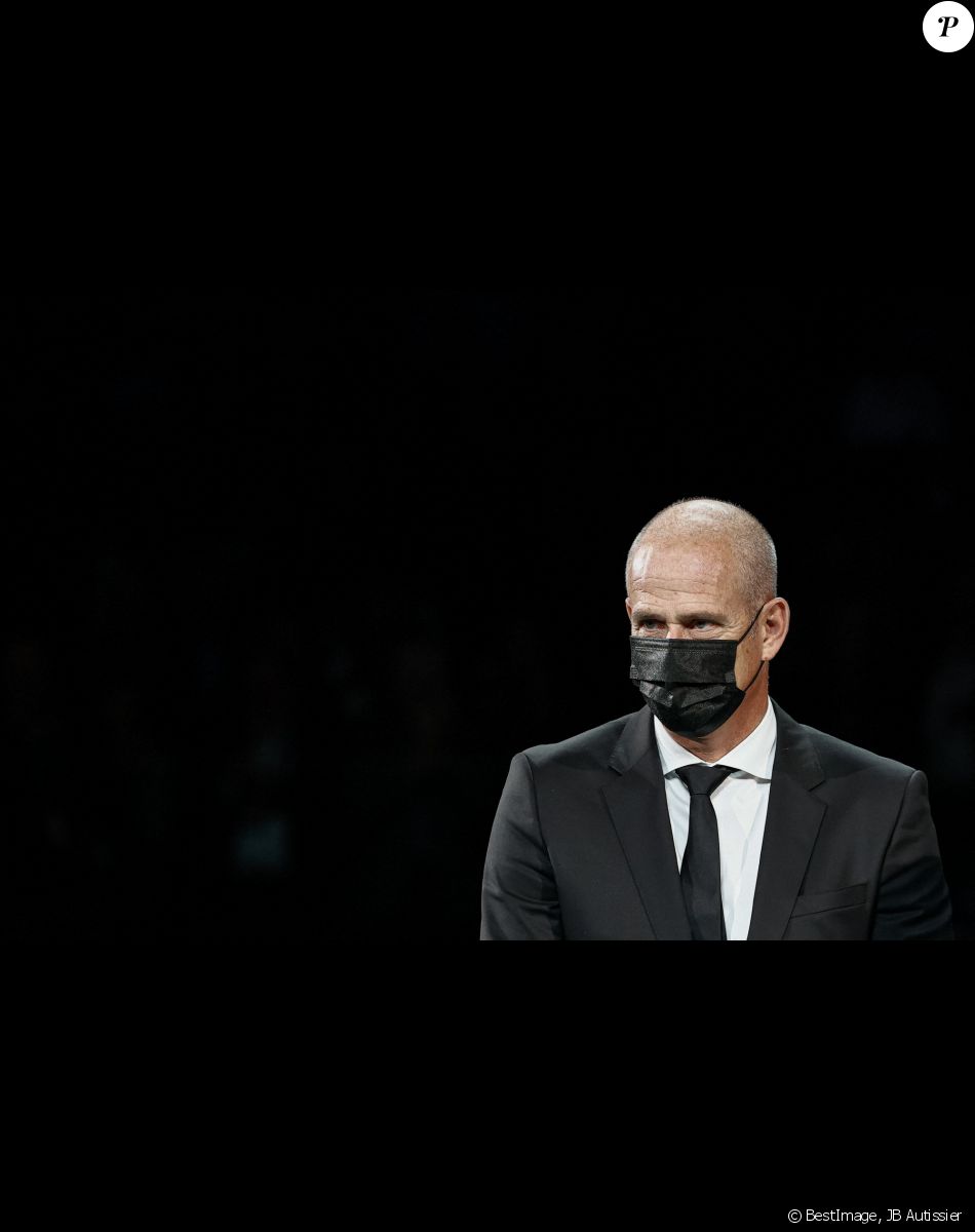 Guy Forget - Finale double messieurs lors du tournoi Rolex Paris Masters 2021 le 7 novembre 2021. Le duo Tim Puetz / Michael Venus l'emporte face aux français Pierre-Hugues Herbert / Nicolas Mahut. © JB Autissier / Panoramic / Bestimage