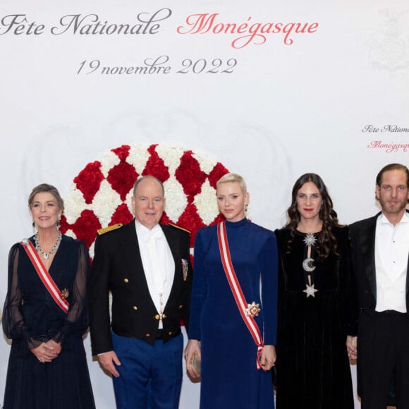 Gareth Wittstock, Beatrice Borromeo, La princesse Caroline de Hanovre, Le prince Albert II de Monaco, La princesse Charlène de Monaco, Tatiana Santo Domingo, Andrea Casiraghi, Charlotte Casiraghi et Dimitri Rassam - Arrivées à la soirée de gala de la Fête Nationale Monégasque au Grimaldi Forum le 19 novembre 2022. © Olivier Huitel / Pool Monaco / Bestimage 