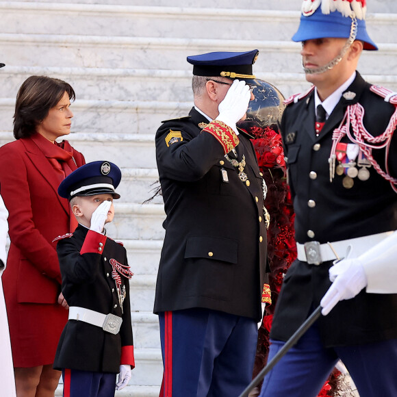 No Tabloid - La princesse Stéphanie de Monaco, Le prince Jacques de Monaco, marquis des Baux, le prince Albert II - La famille princière de Monaco dans la cour du palais lors de la Fête Nationale de la principauté de Monaco le 19 novembre 2022. © Dominique Jacovides / Bruno Bebert / Bestimage 