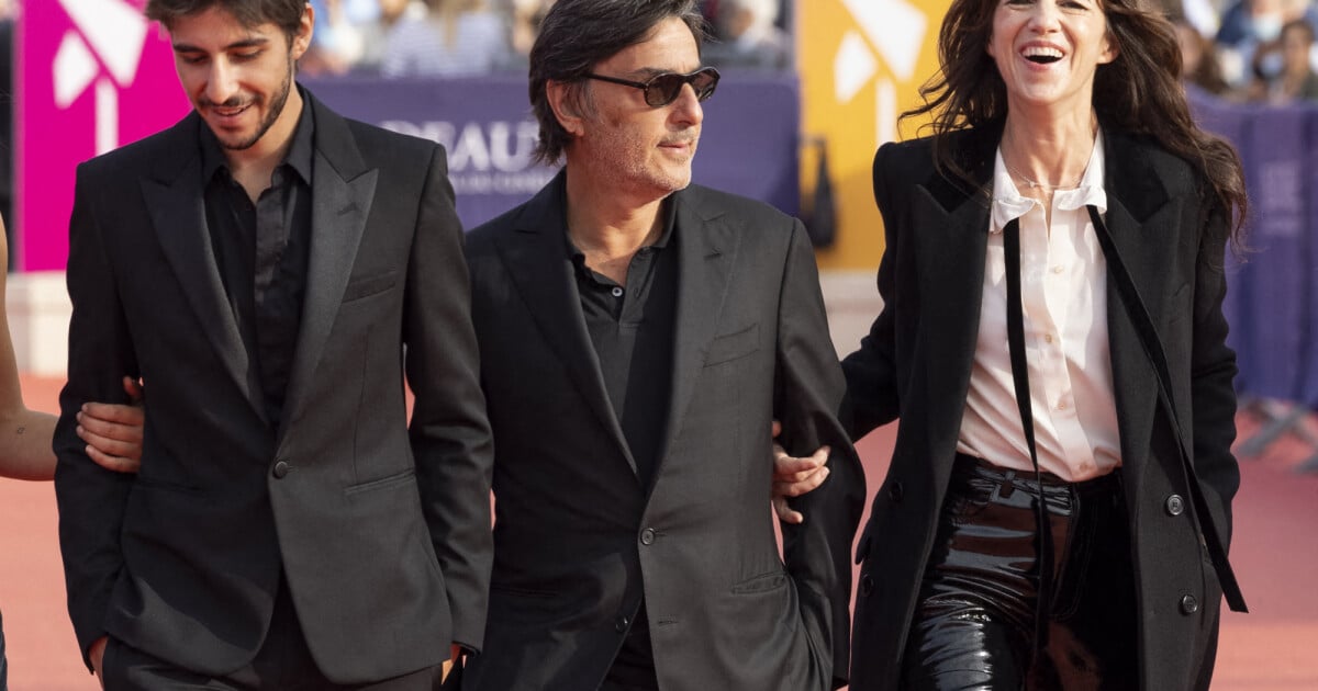 Charlotte gainsbourg et yvan attal : leur fils ben en couple avec l'ex de gaspard ulliel... Elle est déjà intégrée à la famille!