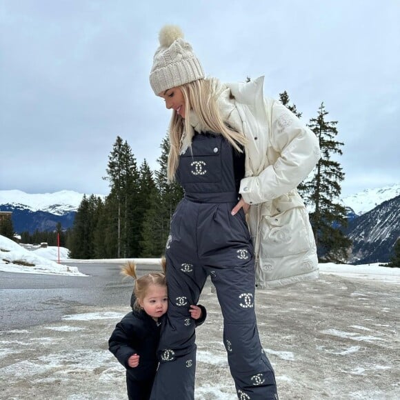 Jessica Thivenin au ski, elle partage de tendres photos avec ses enfants