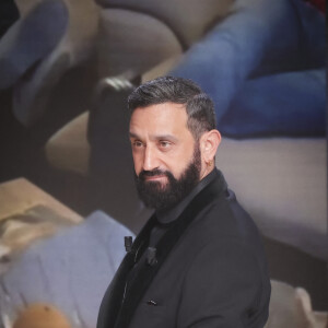 Exclusif - Cyril Hanouna - Sur le plateau de l'émission TPMP (Touche Pas à Mon Poste) présentée en direct par C.Hanouna et diffusée sur C8 - Paris le 02/01/2023 - © Jack Tribeca / Bestimage