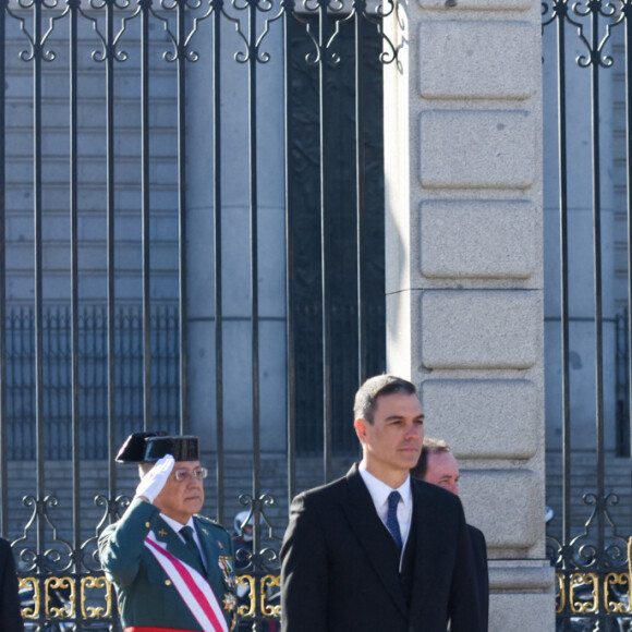 Le roi Felipe VI et la reine Letizia d'Espagne assistent à la célébration de l'Épiphanie (Pascua Militar) au Palais Royal de Madrid, Espagne, le 6 janvier 2023. 