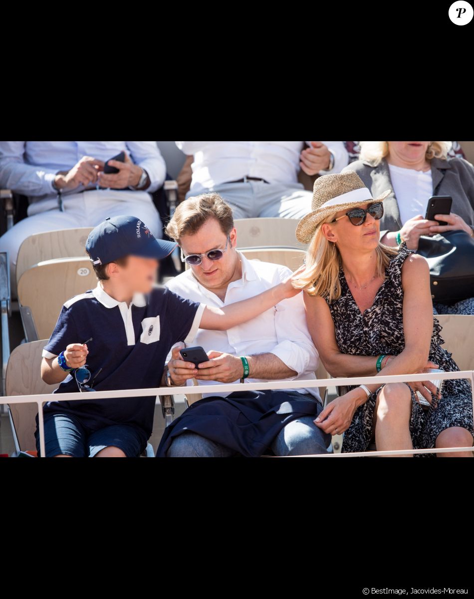 Laurence Ferrari et Renaud Capuçon Comment leur fils Elliott (12 ans) gèretil leurs absences Laurence Ferrari et Renaud Capuçon Comment leur fils Elliott (12 ans) gèretil leurs absences