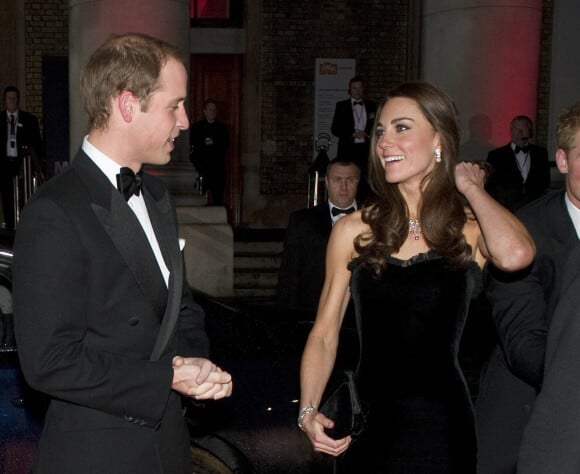 Le prince William, duc de Cambridge et Kate Middleton, duchesse de Cambridge - Cérémonie The Sun Military Awards à Londres le 19 décembre 2011.