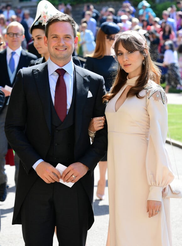 Patrick J. Adams et sa femme Troian Bellisario - Les invités arrivent à la chapelle St. George pour le mariage du prince Harry et de Meghan Markle au château de Windsor, Royaume Uni, le 19 mai 2018. 