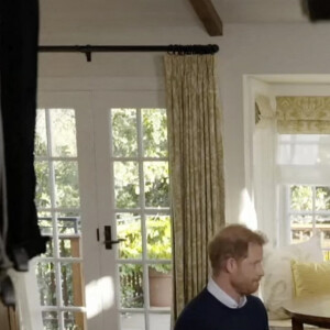 Le prince Harry, duc de Sussex, en interview avec le journaliste Tom Bradby sur la chaine "ITV News". 