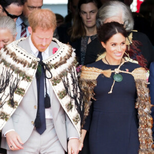 Le prince Harry, duc de Sussex, Meghan Markle, duchesse de Sussex (enceinte) lors d'une visite du site Te Papaiouru Marae à Rotorua, Nouvelle Zélande 