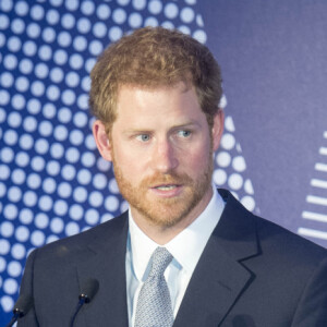 Le prince William, duc de Cambridge et le prince Harry lors de la remise des prix du "The Diana award" à Londres le 18 mai 2017 