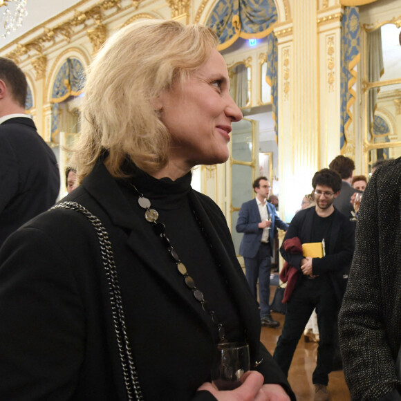 Daniela Elstner, directrice générale de Unifrance, Niels Schneider - Virginie Efira reçoit le French Cinema Award lors d'une cérémonie au ministère de La Culture à Paris le 12 janvier 2023. © Giancarlo Gorassini / Bestimage 