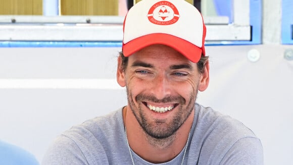 Camille Lacourt s'éclate avec sa fille Jazz : adorable grande soeur pour Marius, images en famille au ski