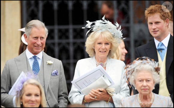 Le prince CHarles, Camilla, le prince Harry et la reine Elizabeth - Mariage de Autumn Kelly et Peter Phillips à Windsor le 17 mai 2008