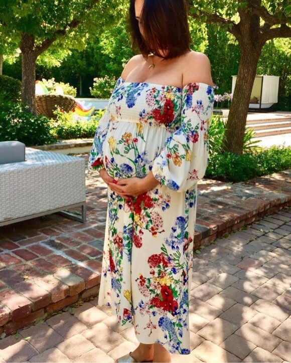 Hélène Sy, nostalgique, a dévoilé une photo de sa dernière grossesse en 2017, celle d'Amani-Nour