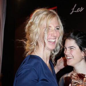 Sandrine Kiberlain (César de la meilleure actrice pour le rôle d'Ariane Felder dans 9 mois ferme) et sa fille Suzanne - Dîner au Fouquet's - 39ème cérémonie des Cesar à Paris, le 28 février 2014.