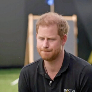 Le prince Harry donne une interview pour le "Today Show" à La Haye, le 19 avril 2022. © JLPPA/Bestimage 