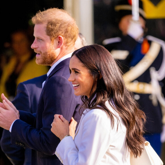 Le prince Harry et Meghan Markle assistent à une réception organisée par la ville de La Haye et le ministère néerlandais de la Défense, au Nations Home, la veille de l'ouverture des Invictus Games 2020 à Zuiderpark, La Haye, le 15 avril 2022. 