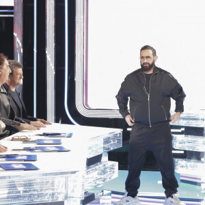 Exclusif - Cyril Hanouna sur le plateau de l'émission TPMP (Touche Pas à Mon Poste) présentée en direct par C.Hanouna et diffusée sur C8 - Paris le 9 janvier 2023 - © Jack Tribeca / Bestimage 